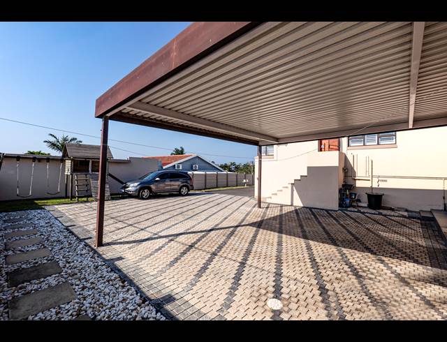 3 BEDROOM HOUSE FOR SALE IN BLUFF